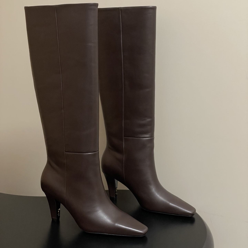Y51 boots